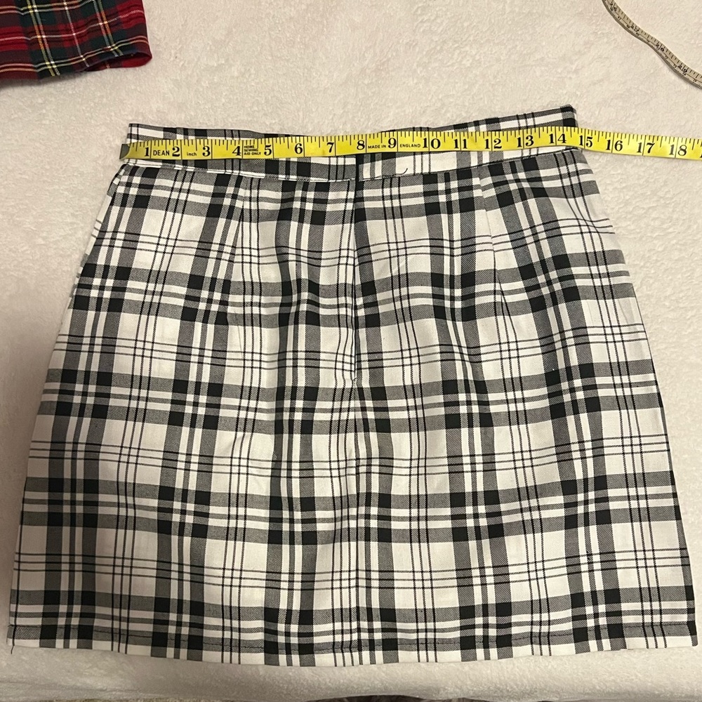 Plaid skirt New